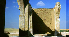 RUINAS Y YACIMIENTOS EN TIERRA DE CAMPOS RUINAS Y YACIMIENTOS EN TIERRA DE CAMPOS